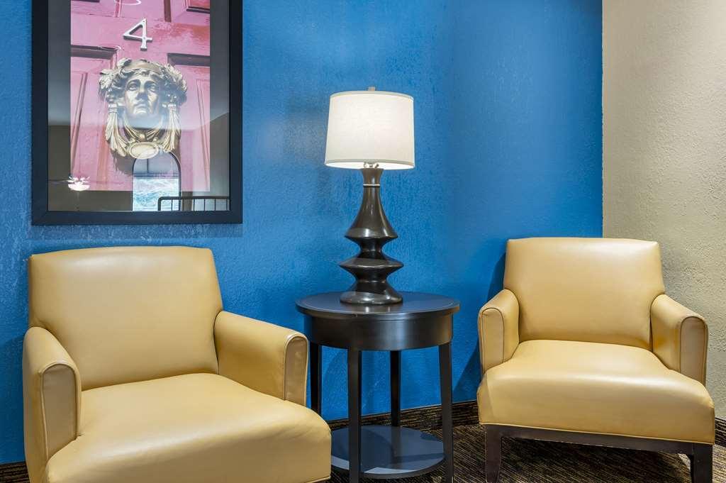 Suburban Studios Louisville East Inreriör bild